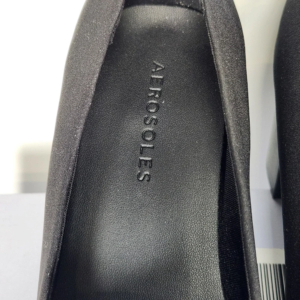 AEROSOLES policies ships